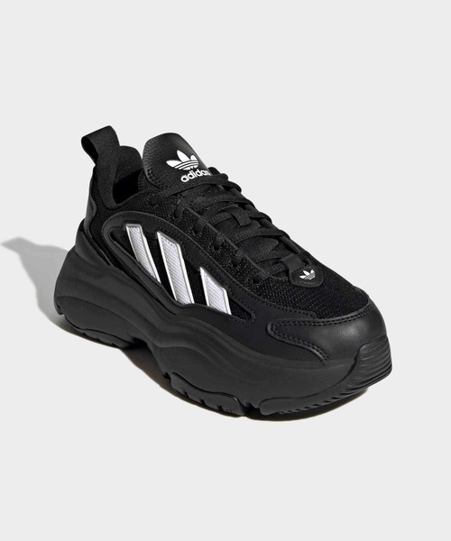adidas(アディダス)の「オズガイア / Ozgaia / 厚底スニーカー / アディダスオリジナルス adidas Originals(スニーカー・レディース・ブラック・22.0cm/27.0cm/27.5cm/28.0cm/24.0cm/24.5cm/25.0cm/25.5cm/26.0cm/26.5cm/22.5cm/23.0cm/23.5cm)」の4枚目の写真