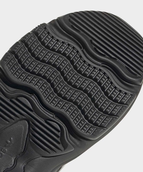 adidas(アディダス)の「オズガイア / Ozgaia / 厚底スニーカー / アディダスオリジナルス adidas Originals(スニーカー・レディース・ブラック・22.0cm/27.0cm/27.5cm/28.0cm/24.0cm/24.5cm/25.0cm/25.5cm/26.0cm/26.5cm/22.5cm/23.0cm/23.5cm)」の8枚目の写真