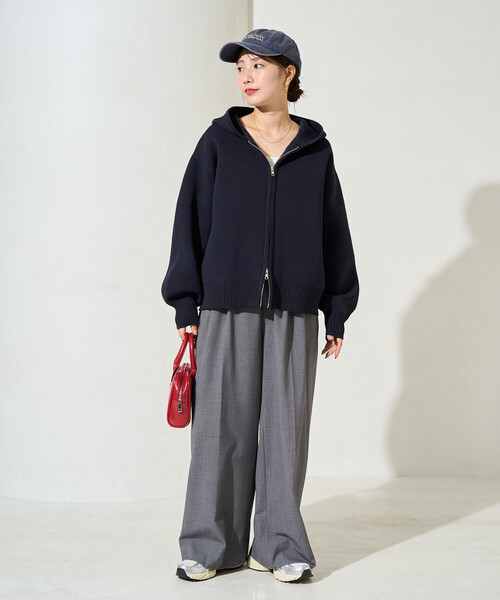 FREAK'S STORE(フリークスストア)の「限定展開 <ウォッシャブル> 軽量 ニット フルジップ パーカー(パーカー・レディース・ブルー/レッド/ナチュラル/ブラウン/ブラック/ネイビー・フリ-)」の15枚目の写真