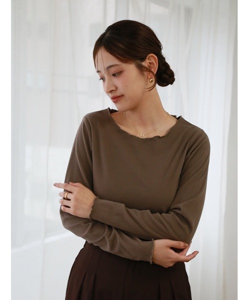 fifth(フィフス)の「起毛リブメロークルーネックロンT(Tシャツ/カットソー・レディース・アイボリー/ブラウン/ブラック/ボルドー・M)」の17枚目の写真