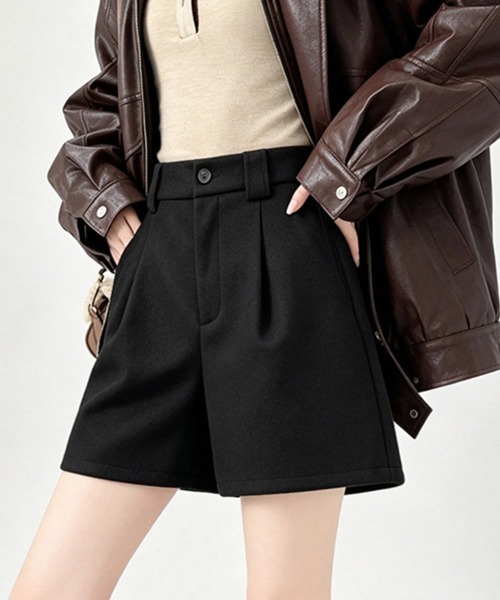 LEMOA(レモア)の「タック入りショートパンツ レディース(その他パンツ・レディース・ブラック/グレー・SMALL/MEDIUM/LARGE/X-LARGE)」の12枚目の写真