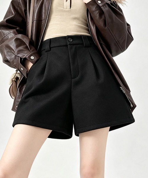 LEMOA(レモア)の「タック入りショートパンツ レディース(その他パンツ・レディース・ブラック/グレー・SMALL/MEDIUM/LARGE/X-LARGE)」の13枚目の写真