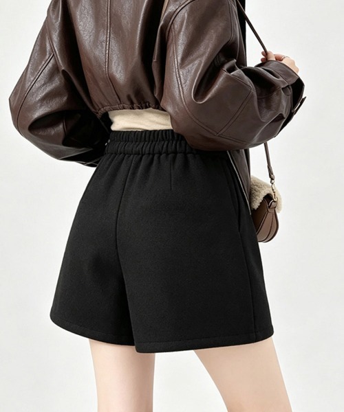 LEMOA(レモア)の「タック入りショートパンツ レディース(その他パンツ・レディース・ブラック/グレー・SMALL/MEDIUM/LARGE/X-LARGE)」の17枚目の写真