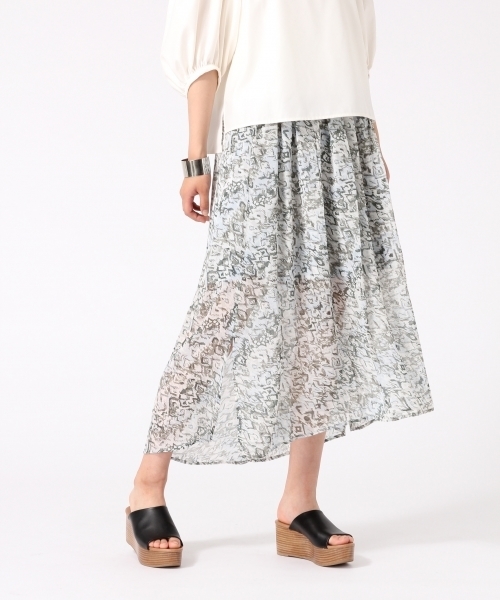 HARE(ハレ)の「シフォンギャザーマキシスカート(HARE)(スカート・レディース・グレー/ブラック・FREE)」の1枚目の写真