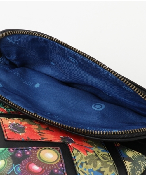 Desigual（デシグアル）の「「Desigual/デシグアル」バッグ（ショルダーバッグ・レディース・ブラック系その他・ONE SIZE）」の5枚目の写真