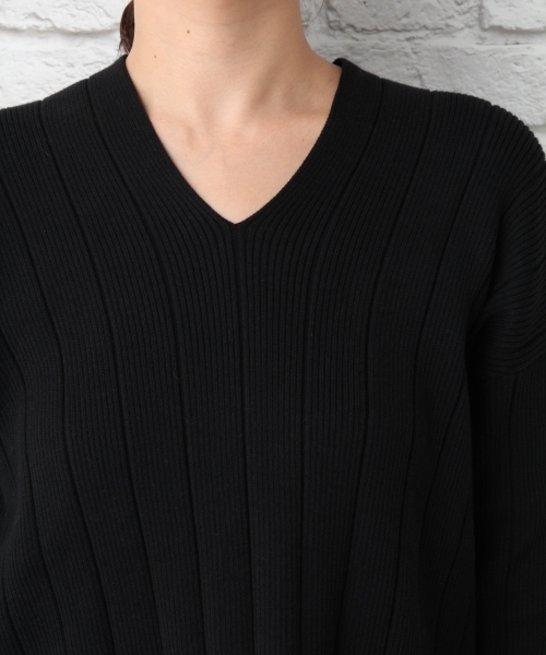 LEPSIM(レプシィム)の「12GランダムリブVネックプルオーバー 741430(ニット/セーター・レディース・オフホワイト/グレー/ブラック・FREE)」の10枚目の写真