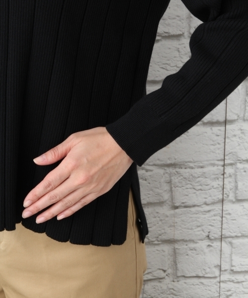 LEPSIM(レプシィム)の「12GランダムリブVネックプルオーバー 741430(ニット/セーター・レディース・オフホワイト/グレー/ブラック・FREE)」の12枚目の写真