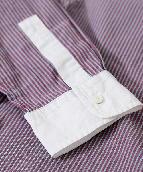CUBE SUGAR(キューブシュガー)の「レジメンタルストライプ クレリックシャツ(シャツ/ブラウス・レディース・ワインレッド/ブルー/ブラック・M)」の10枚目の写真