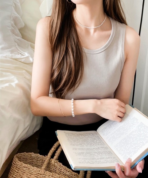 classicalelf（クラシカルエルフ）の「丸首 綿混 無地ノースリーブタンクトップ(袖なし)（タンクトップ・レディース・グレイッシュベージュ/ネイビー/グレー系その他/ブラック/カーキ/ホワイト/杢グレー/グレイッシュブルー/モスグリーン/モカ/グリーン系その他・XX-LARGE/MEDIUM/X-LARGE/XXX-LARGE/LARGE/SMALL）」の19枚目の写真