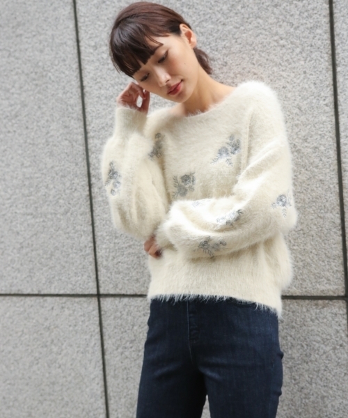 laboratory work（ラボラトリーワーク）の「フェザーラメ刺繍ニットプルオーバー（ニット/セーター・レディース・ブラック/オフホワイト/ピンク・MEDIUM）」の2枚目の写真