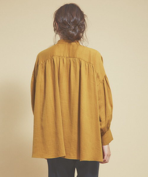 qualite（カリテ）の「綿ガーゼギャザーブラウス（シャツ/ブラウス・レディース・ホワイト/マスタード・フリー）」の5枚目の写真