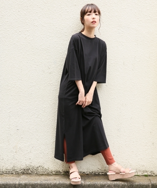 LOWRYS FARM(ローリーズファーム)の「USAコットンTワンピース 804367(ワンピース・レディース・エンジ/ブラック/オフホワイト/ブラウン・FREE)」の17枚目の写真