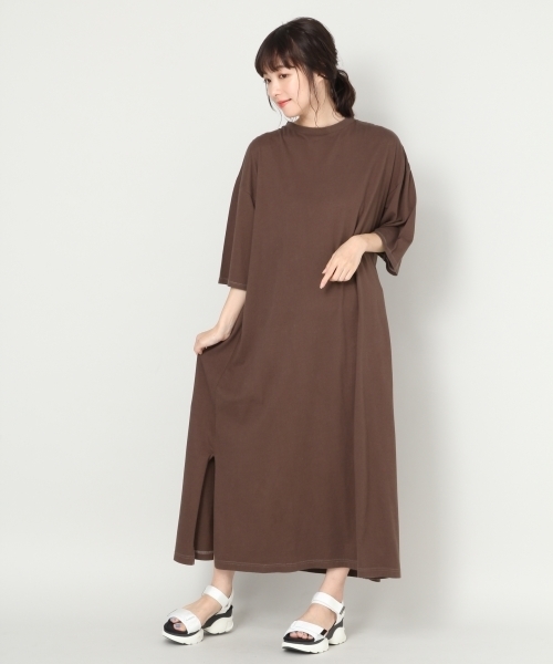 LOWRYS FARM(ローリーズファーム)の「USAコットンTワンピース 804367(ワンピース・レディース・エンジ/ブラック/オフホワイト/ブラウン・FREE)」の16枚目の写真