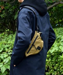 THE BROWN BUFFALO: SUPPLYSLING ボディバッグ