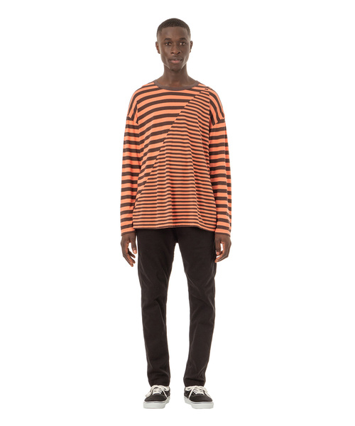 Sandinista(サンディニスタ)の「Easy Fit Crazy Cut Border L/S Tee / イージーフィットボーダー長袖Tシャツ(Tシャツ/カットソー・メンズ・ブラウン/ブラック×ホワイト/グレー×ホワイト・SMALL/MEDIUM/LARGE)」の4枚目の写真