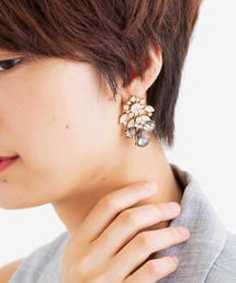 《mia trim》ビジューピアス