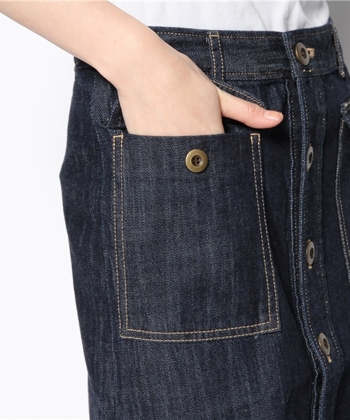 MACKINTOSH PHILOSOPHY（ﾏｯｷﾝﾄｯｼｭ ﾌｨﾛｿﾌｨｰ）の「コンフォートデニムスカート（デニムスカート・レディース・ブルー・1/2）」の6枚目の写真