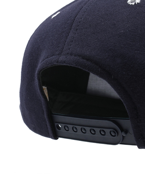 Khaju（カージュ）の「Khaju:NYCキャップ（キャップ・レディース・ネイビー・ONE SIZE）」の5枚目の写真