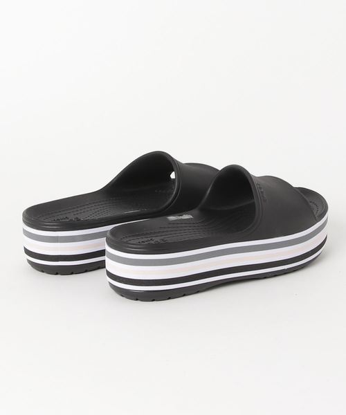 crocs(クロックス)の「crocs/クロックス CB PLATFORM BOLD COLOR SL(サンダル・レディース・ブラック/ホワイト・24cm/25cm/26cm/22cm/23cm)」の3枚目の写真