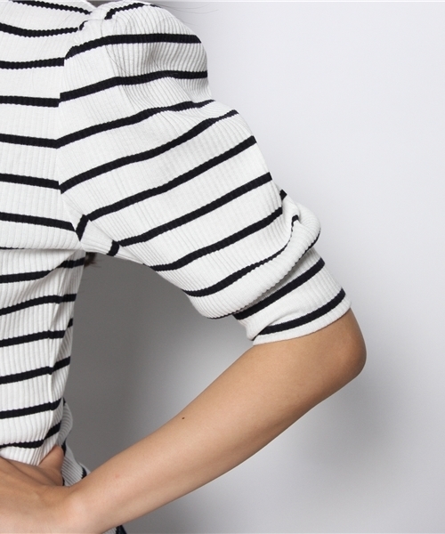 one after another NICE CLAUP（ワンアフターアナザーナイスクラップ）の「【ナイスクラップ】テレコハイネック③（Tシャツ/カットソー・レディース・その他1/アイボリー/パープル・FREE）」の6枚目の写真