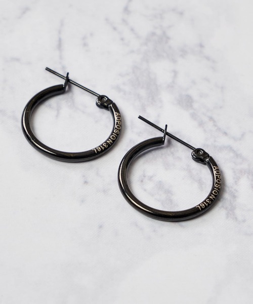 ADPOSION(アドポーション)の「ペア フープピアス(ピアス(両耳用)・メンズ・ブラック/シルバー/ゴールド・FREE)」の8枚目の写真