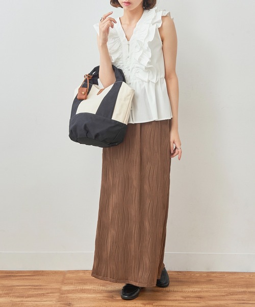 toleur(トーラ)の「【toleur】コンビキャンバス/カウレザー ラウンドトート/11478(トートバッグ・レディース・ブラック/グリーン/ライトブラウン/ブルー/イエロー/カーキ/ベージュ/ライトグレー/グレイッシュベージュ/オレンジ・FREE)」の18枚目の写真