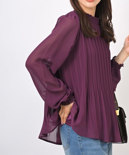 rps(アールピーエス)の「プリーツプチハイネックブラウス(シャツ/ブラウス・レディース・オフホワイト/ブラック/グレイッシュベージュ/パープル/ボルドー/ラベンダー・フリー/M)」の21枚目の写真