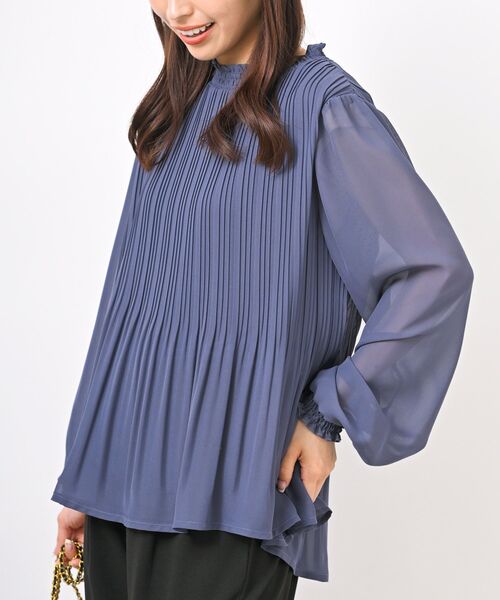 rps(アールピーエス)の「プリーツプチハイネックブラウス(シャツ/ブラウス・レディース・オフホワイト/ブラック/グレイッシュベージュ/パープル/ボルドー/ラベンダー・フリー/M)」の11枚目の写真