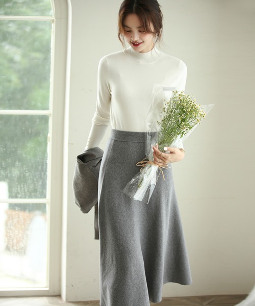 SAISON DE PAPILLON（セゾンドパピヨン）の「【高評価】レディース ニット きれいめ オフィスカジュアル ハイゲージ パール 万能 シンプル（ニット/セーター・レディース・ホワイト/アイボリー/ブラック/ブラウン/グリーン/カーキ/ブルー/グレー/ベージュ/ブルーグレー/ピンク/ライトベージュ・M/L）」の17枚目の写真