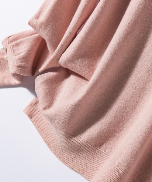 SAISON DE PAPILLON（セゾンドパピヨン）の「【高評価】レディース ニット きれいめ オフィスカジュアル ハイゲージ パール 万能 シンプル（ニット/セーター・レディース・ホワイト/アイボリー/ブラック/ブラウン/グリーン/カーキ/ブルー/グレー/ベージュ/ブルーグレー/ピンク/ライトベージュ・M/L）」の21枚目の写真