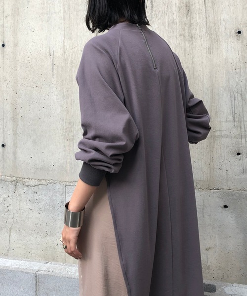 &g'aime(アンジェム)の「【&g'aime】サイドスリットチュニック(Tシャツ/カットソー・レディース・ブラック/パープル/ブラウン/グレー・FREE)」の12枚目の写真