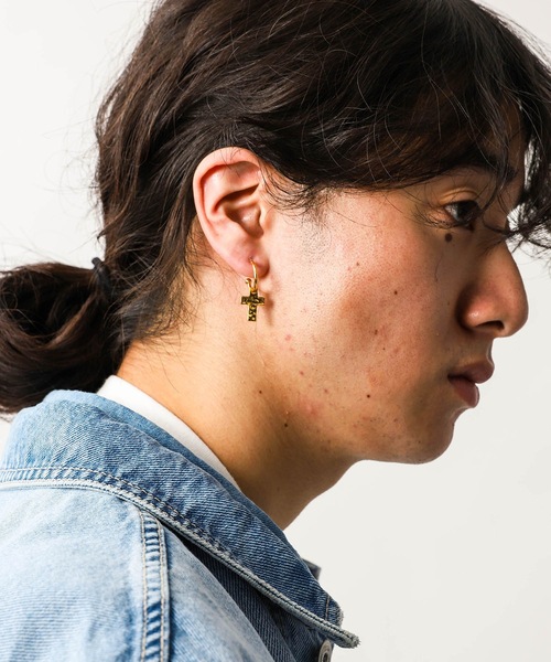 Ayler(アイラー)の「【Ayler】Cross pierce Ay-003(ピアス(片耳用)・メンズ・シルバー/ゴールド・FREE)」の9枚目の写真