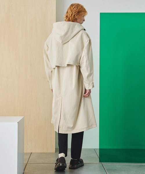 UNITED TOKYO(ユナイテッドトウキョウ)の「ドッキングパーカートレンチコート(トレンチコート・メンズ・ベージュ/ブラック・1/2)」の18枚目の写真