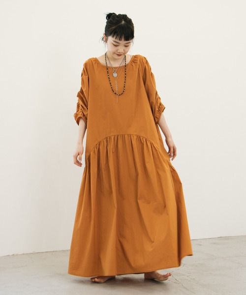 And Coutureタイプライター袖シャーリングワンピース And Coutureタイプライター袖シャーリングワンピース