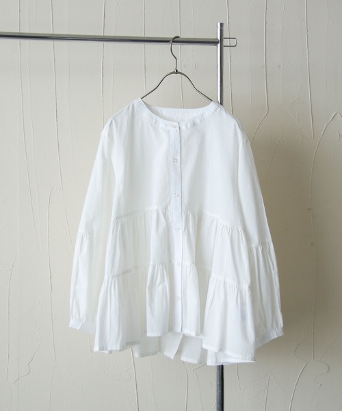 Chillfar(チルファー)の「コットンローンバックスリットティアードシャツ(シャツ/ブラウス・レディース・ベージュ/オフホワイト/ミント・MEDIUM)」の13枚目の写真