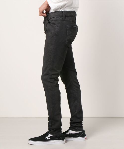 VANQUISH（ヴァンキッシュ）の「FILM COATING STRECH SKINNY DENIM