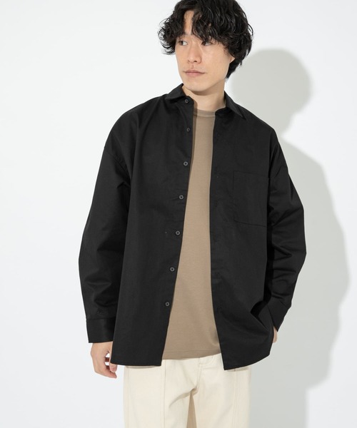 ITEMS URBANRESEARCH（アイテムズ アーバンリサーチ）の「綿ツイル レギュラーカラー ビッグシャツ（シャツ/ブラウス・メンズ・ブラック/ベージュ/カーキ・LARGE/MEDIUM）」の2枚目の写真