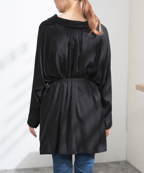 Newlyme（ニューリーミー）の「オーバーサイズスキッパーシャツ（シャツ/ブラウス・レディース・ブラック/ベージュ/オフホワイト/ブルー・MEDIUM）」の17枚目の写真