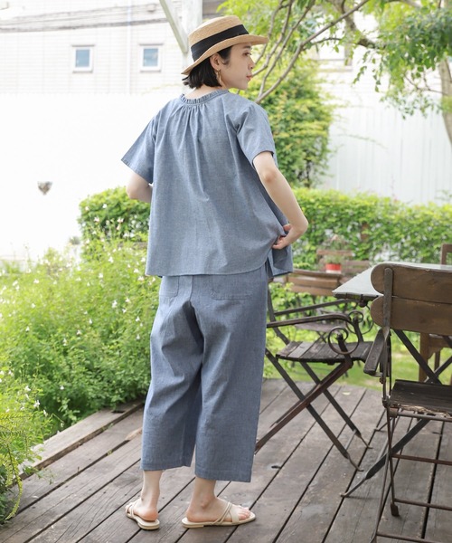 studio CLIP（スタディオクリップ）の「【キナリノ掲載商品】シングルガーゼアソートフリル襟ブラウス[プラスサイズあり]（シャツ/ブラウス・レディース・グリーン/オフホワイト/アイボリー/ブラック/ブルー/ホワイト/インディゴブルー/ライトブルー/その他9・XXX-LARGE/XX-LARGE/X-LARGE/LARGE/MEDIUM）」の21枚目の写真