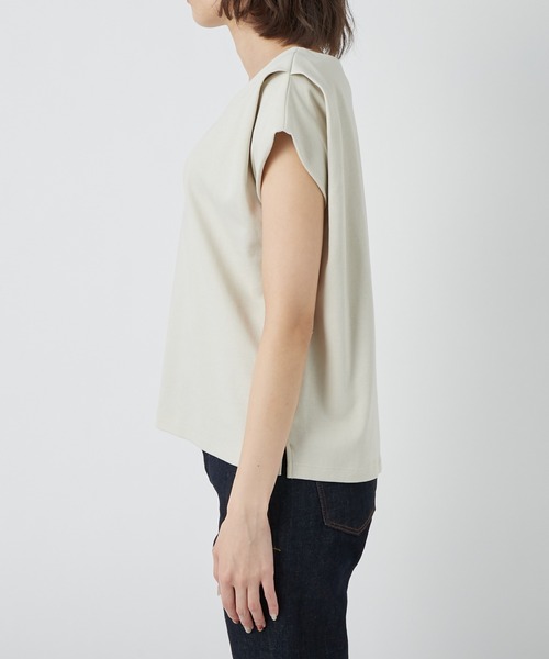 RIVE DROITE（リヴドロワ）の「Vネックタックフレンチカットソー（Tシャツ/カットソー・レディース・チャコールグレー/ホワイト系その他/ミント/ベージュ/ブラック/オフホワイト/サックスブルー・FREE）」の10枚目の写真