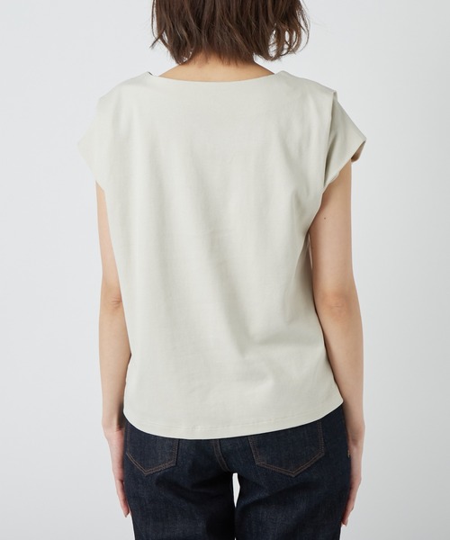 RIVE DROITE（リヴドロワ）の「Vネックタックフレンチカットソー（Tシャツ/カットソー・レディース・チャコールグレー/ホワイト系その他/ミント/ベージュ/ブラック/オフホワイト/サックスブルー・FREE）」の11枚目の写真