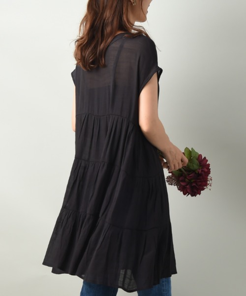 INTERPLANET(インタープラネット)の「RTスラブパール釦ティアードブラウス(シャツ/ブラウス・レディース・イエロー/ピンク/ブラック・FREE)」の7枚目の写真