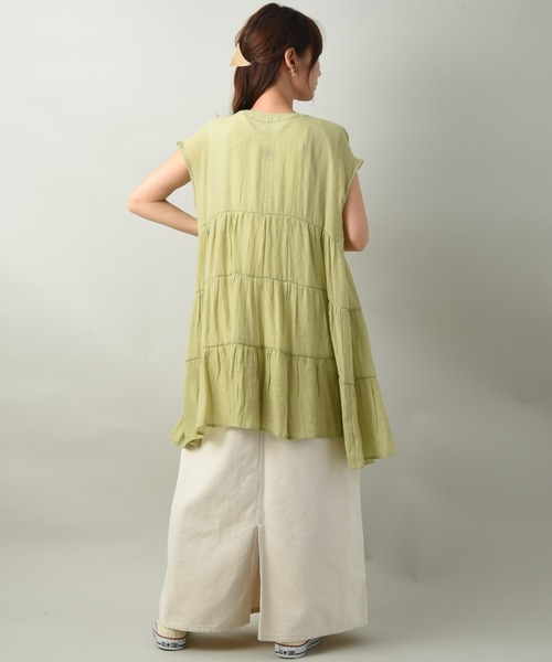 INTERPLANET(インタープラネット)の「RTスラブパール釦ティアードブラウス(シャツ/ブラウス・レディース・イエロー/ピンク/ブラック・FREE)」の15枚目の写真