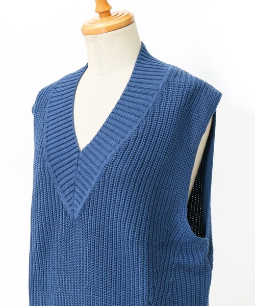 AS KNOW AS de base（アズノゥアズドゥバズ）の「ゆったり深Ｖベスト（ベスト・レディース・グレー/オフホワイト/ブルー/グリーン・FREE）」の17枚目の写真