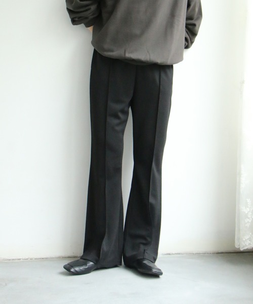 notch.（ノッチ）の「カラーフレアパンツ（その他パンツ・レディース・ブラック/グリーン/レッド・M）」の2枚目の写真