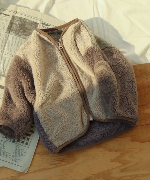 apres les cours(アプレレクール)の「ポケット付きファーフリースジャケット(ブルゾン・キッズ・アイボリー/ベージュ/カーキ/ブラウン・130/90/120/100/140/80/110)」の1枚目の写真