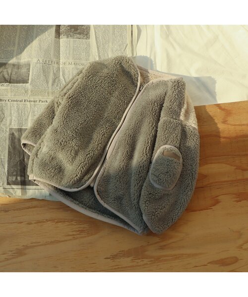 apres les cours(アプレレクール)の「ポケット付きファーフリースジャケット(ブルゾン・キッズ・アイボリー/ベージュ/カーキ/ブラウン・130/90/120/100/140/80/110)」の7枚目の写真