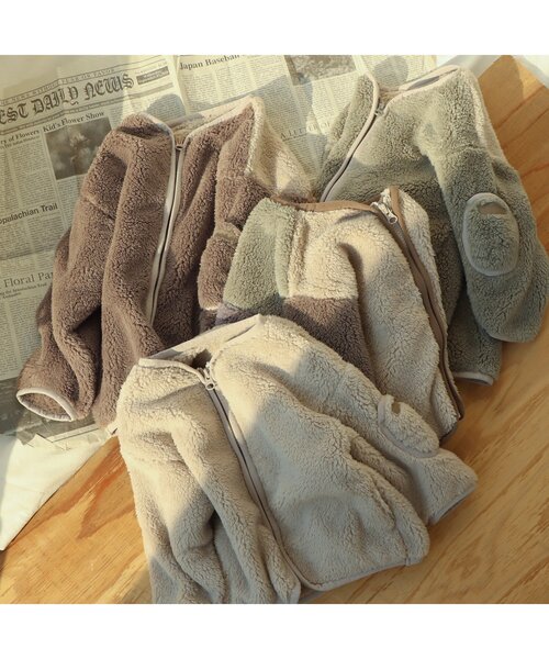 apres les cours(アプレレクール)の「ポケット付きファーフリースジャケット(ブルゾン・キッズ・アイボリー/ベージュ/カーキ/ブラウン・130/90/120/100/140/80/110)」の17枚目の写真