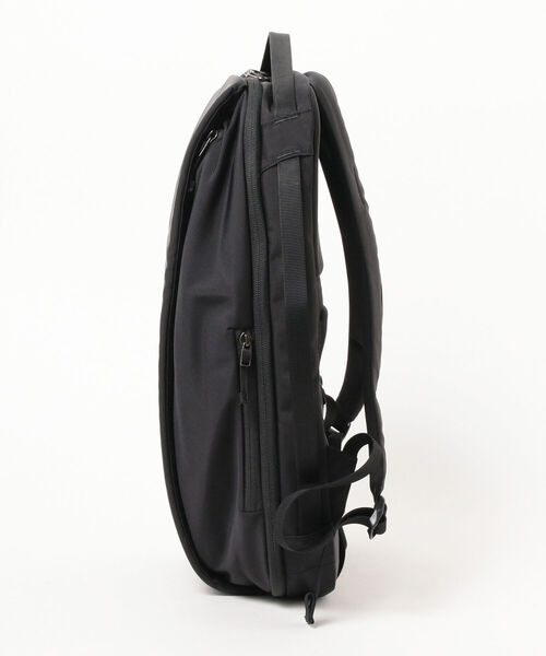 BEAMS（ビームス）の「ARC'TERYX / BLADE 20（バックパック/リュック・メンズ・ブラック・ONE SIZE）」の2枚目の写真