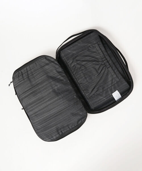 BEAMS（ビームス）の「ARC'TERYX / BLADE 20（バックパック/リュック・メンズ・ブラック・ONE SIZE）」の6枚目の写真